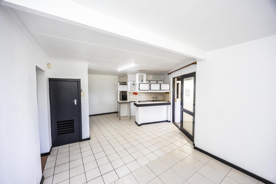 4 Bedroom Property for Sale in Cintsa West Eastern Cape